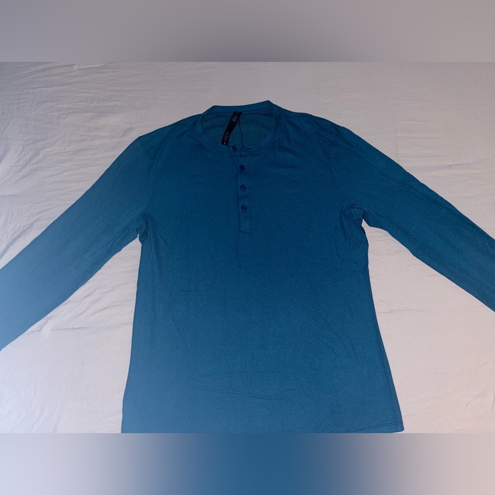 Lululemon Men’s Waffle Long Sleeve Henley